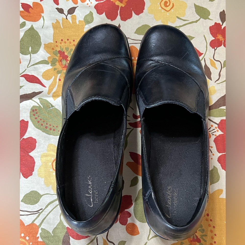 Clarks Womens 10M Bendables Black Casual Slip On Leather 62953 Wedge‎ Low Heel.